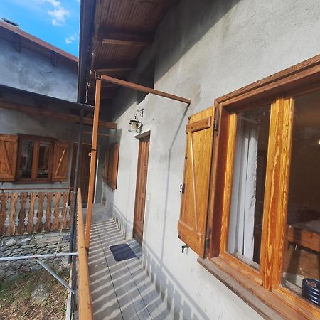 Apartament La Casa Del Gigante Frassino Acceglio Zewnętrze zdjęcie